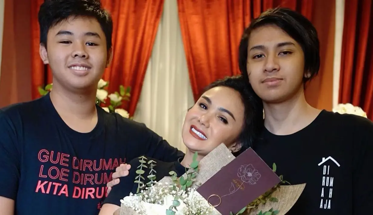 (Instagram/yunishara36)