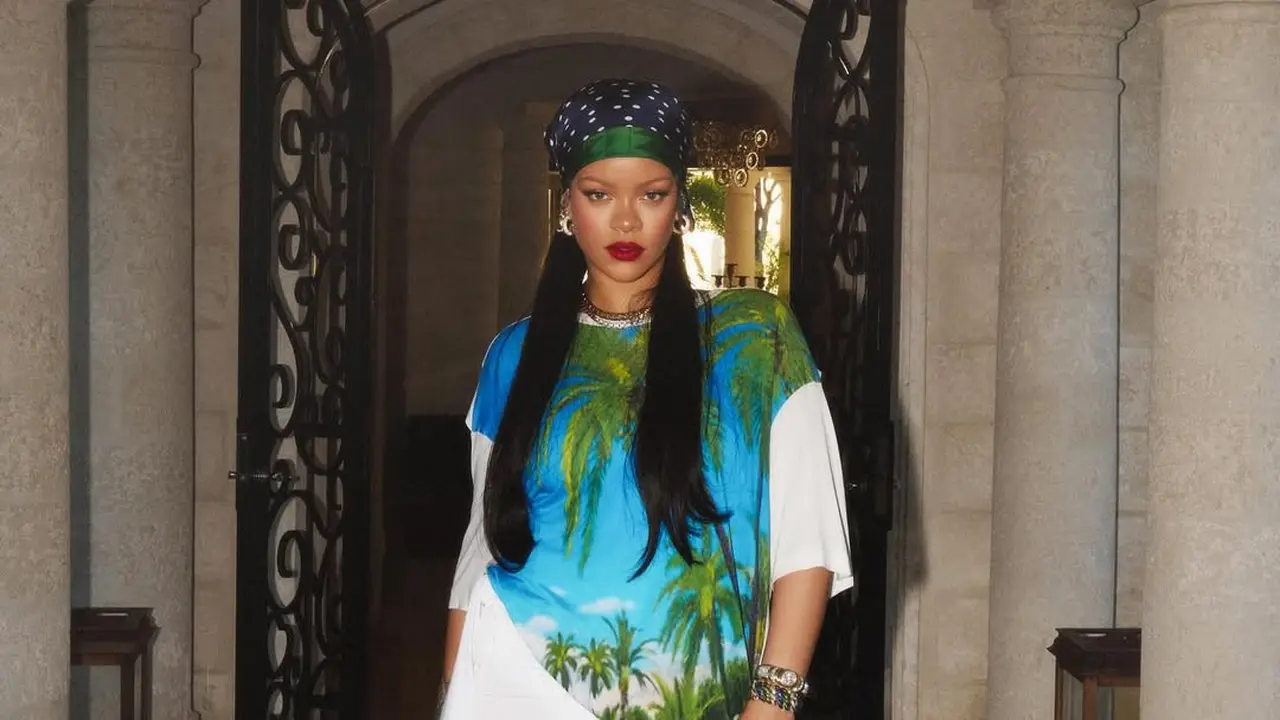 Tren Mode Terbaru “Nonnacore” Menempatkan Perlengkapan Nenek Italia dengan Dorongan dari Selebriti seperti Rihanna dan Kendall Jenner