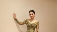 4 Ide Kebaya Hijau untuk Wisuda ala Artis, dari Azizah Salsha hingga Sabrina Chairunnisa