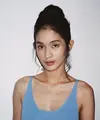 Sosok Jeanneta Sanfadelia sendiri dikenal sebagai model dan desainer grafis. Ia beberapa kali menjadi model iklan sejumlah merek. (Instagram/jeannetasfdl).