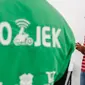 Anang Ma'ruf tampak ceria bakal kenakan jaket Go-Jek dan memulai profesi lain (Ahmad Zaini/Liputan6.com)