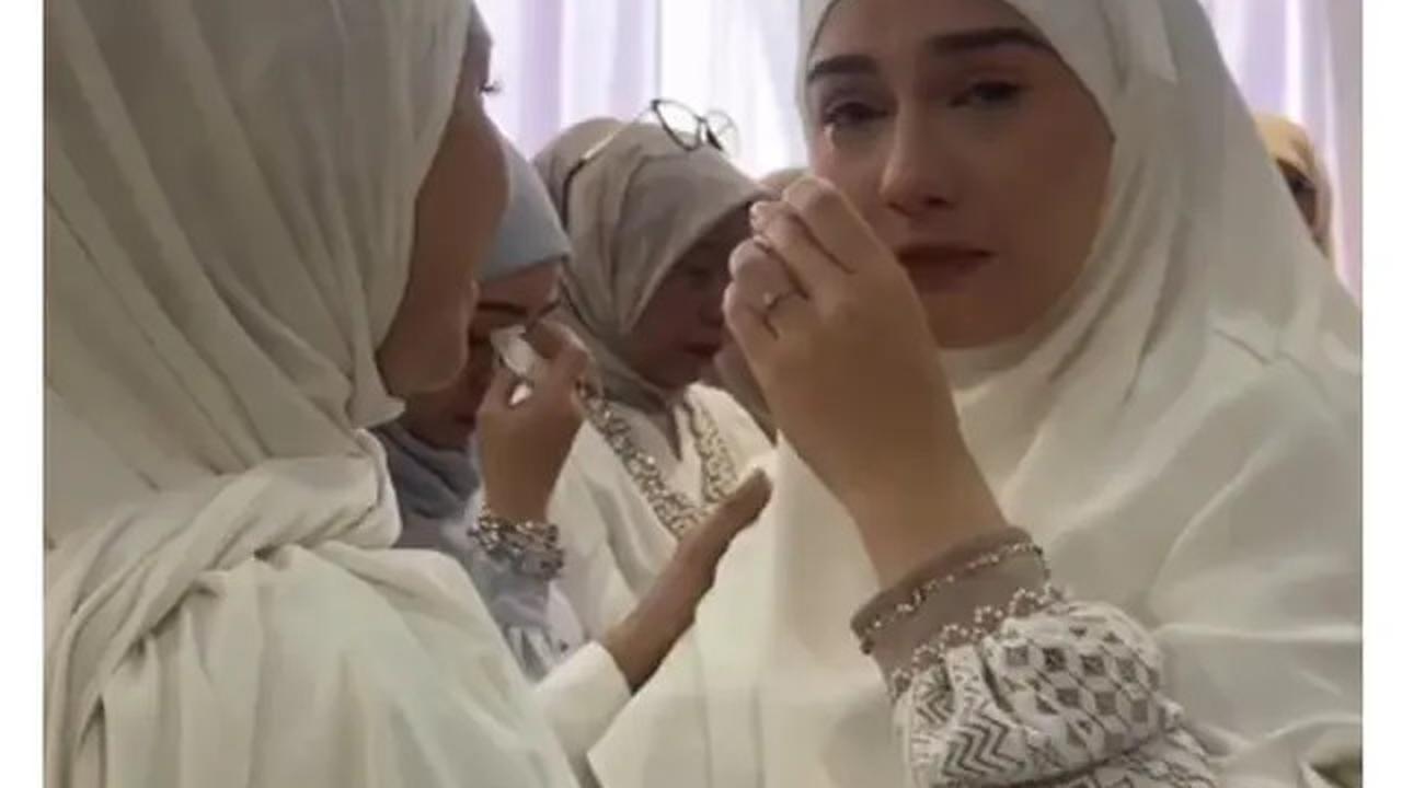 6 Momen Walimatus Safar Irish Bella dan Haldy Sabri Jelang Haji, Boyong Adik