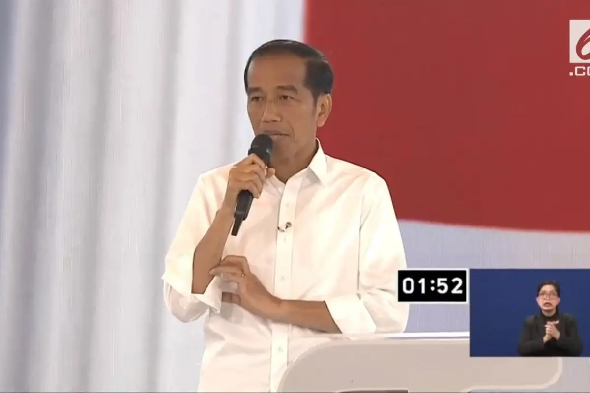 Calon Presiden nomor urut 01 Jokowi dalam debat keempat Pilpres 2019. (Liputan6.com)