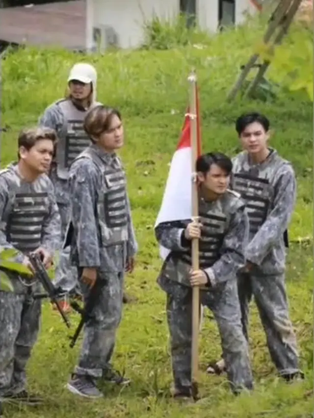 6 Pemotretan Personel Adam Musik Bertema Sumpah Pemuda, Berseragam Tentara