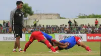 Isnan Ali, asisten pelatih Martapura FC, berharap pasukannya bisa mengalahkan Persinga untuk menggeser posisi Persatu. (Bola.com/Robby Firly)