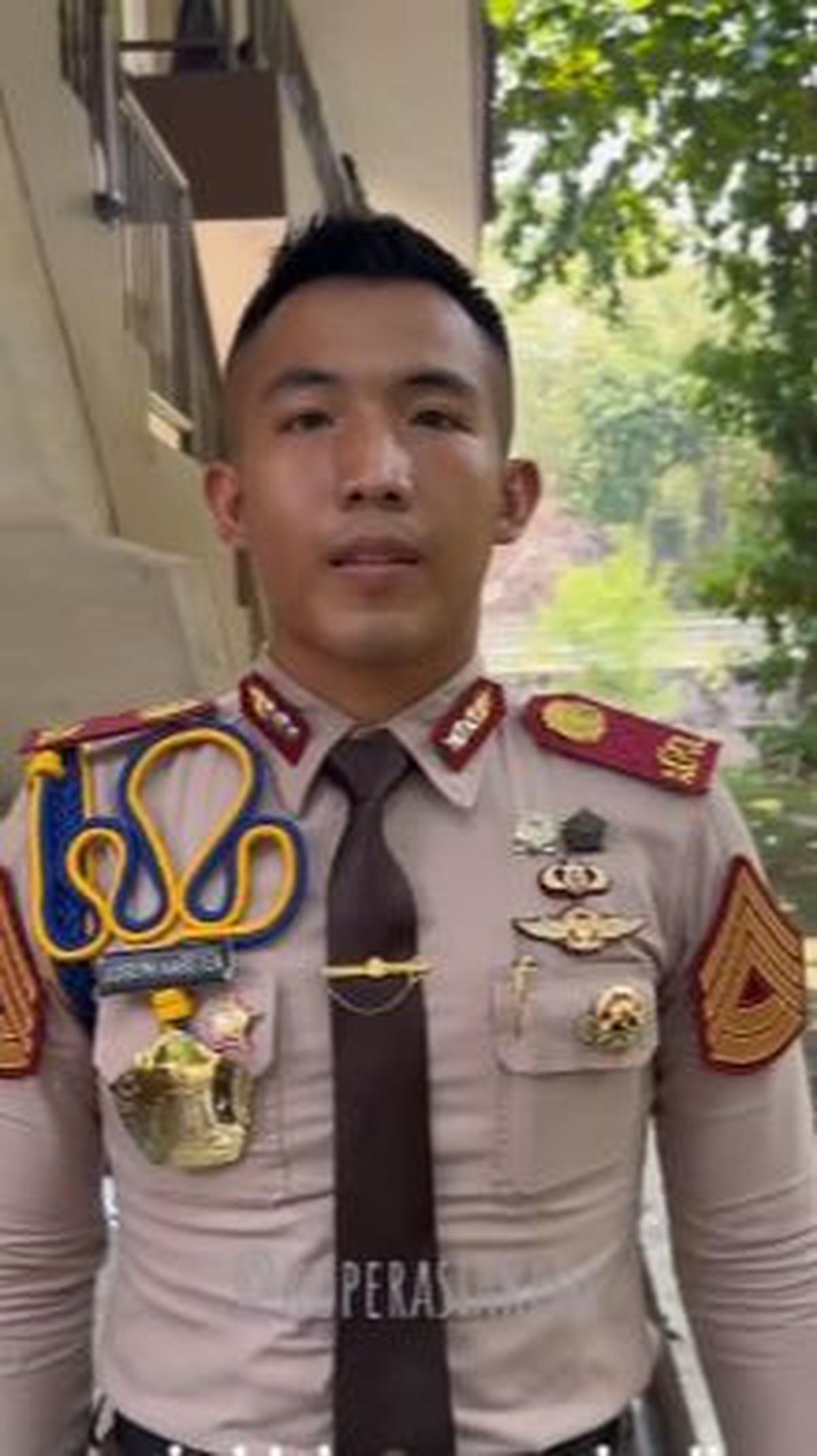 "Saya juga melakukan semuanya semaksimal mungkin. Saat saya lelah, saya selalu berpikir bahwa di rumah ada orangtua yang harus dibanggakan," pungkasnya.