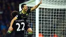 Penyerang Chelsea, Pedro, merayakan gol yang dicetaknya ke gawang Leicester pada laga Liga Inggris di Stadion King Power, Inggris, Sabtu (14/1/2017). (EPA/Tim Keeton)