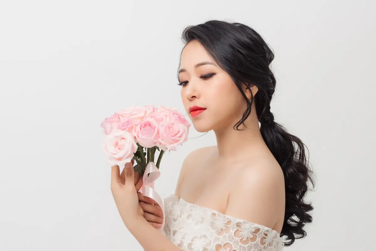 menerima cinta