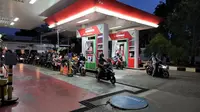 Situasi beberapa SPBU di Tuban siang hingga malam hari terpantau kondusif/Istimewa.