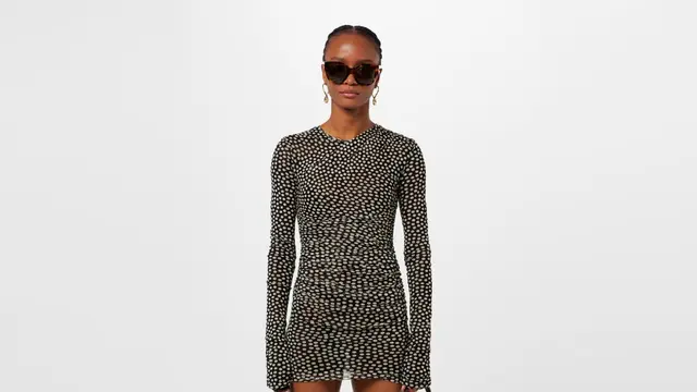 Polkadot Is Back! Motif Ikonis Ini Jadi ‘The It Print’ Musim Panas 2025, Dipakai Jihyo Twice, Hailey Bieber, hingga Olivia Rodrigo