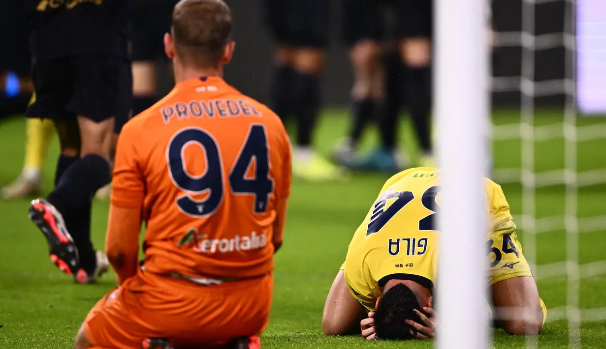 Juventus baru berhasil memecah kebuntuan dan memastikan kemenangan pada menit ke-85. Gol bunuh diri bek Lazio, Mario Gila membuat Juventus unggul 1-0. (MARCO BERTORELLO/AFP)