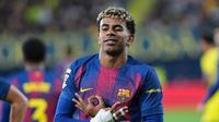 Selebrasi Lamine Yamal seusai membobol gawang Villarreal, Minggu (21/12/2025) (AP Photo/Alberto Saiz)