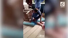 Berniat membuat video lucu, dua bocah ini malah mengalami hal tak terduga.