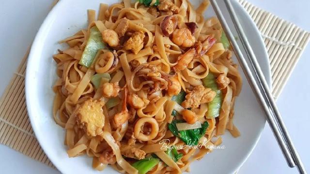 Kwetiau Goreng Seafood