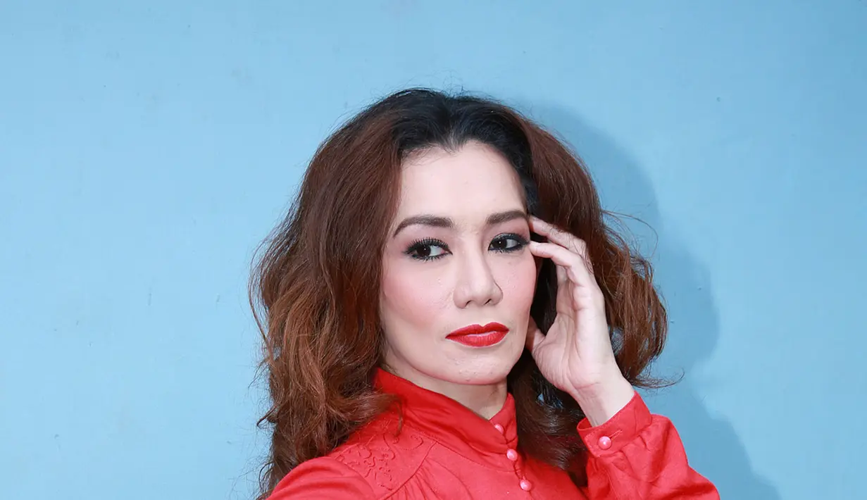 "Kolaborasi ada, rencananya. Cuma kalau sekarang baru mulai. Ada label yang berminat sama Alya. Dia memang sudah punya bakat harus diolah. Saya pengen dia lebih bagus dari saya," jelas Reza. (Deki Prayoga/Bintang.com)