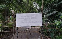 Pengendara Seenaknya Lempar Sampah Rumah Tangga, Warga Ciapus Murka Langsung Blokir Jalan Ini