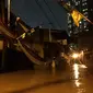 Banjir hingga ketinggian dua meter merendam kawasan Cipete Utara, Kebayoran Baru, Jakarta Selatan. (Istimewa/Farabi Ferdiansyah)