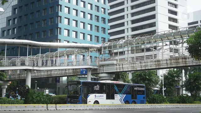 Pemprov DKI akan Revitalisasi Satu JPO Lagi di Jalan Sudirman