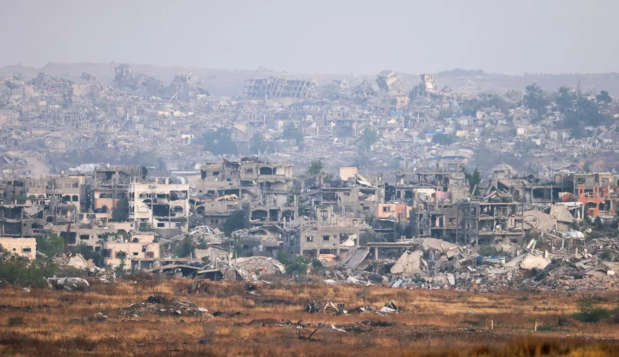 Sedikitnya 151 orang tewas dalam gelombang serangan tanpa henti di seluruh wilayah Palestina tersebut dalam 24 jam pada Minggu 18 Mei 2025. (Menahem KAHANA/AFP)