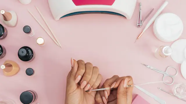 Ilustrasi Nail Art