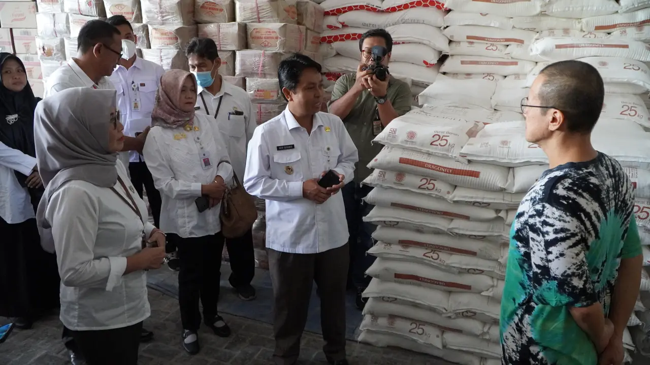 Wakil Bupati Gunungkidul Heri Susanto lakukan Pemantaun Kebutuhan Bahan Pokok