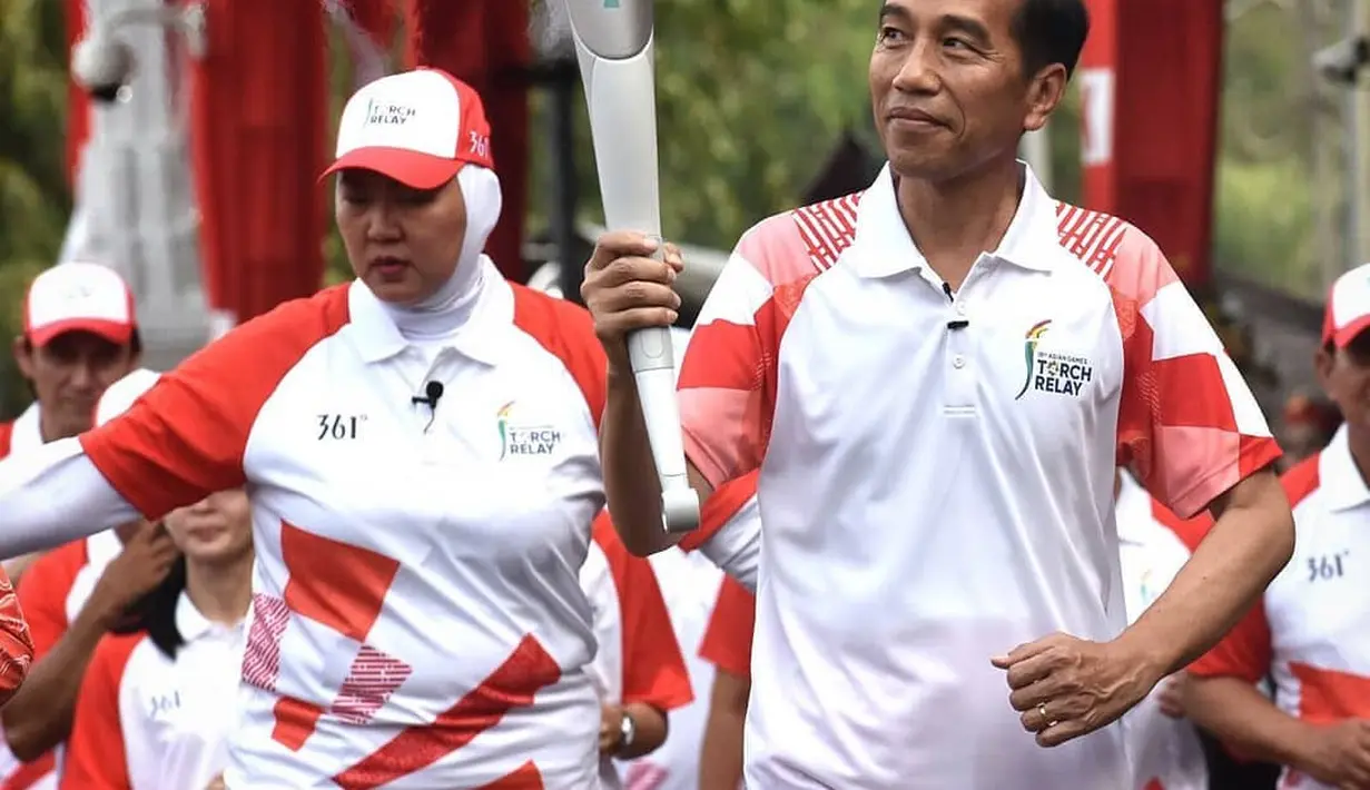 Sementara itu, Presiden Jokowi pun mengatakan selal memantau perkemangan Asian Games per menit. (instagram/jokowi)