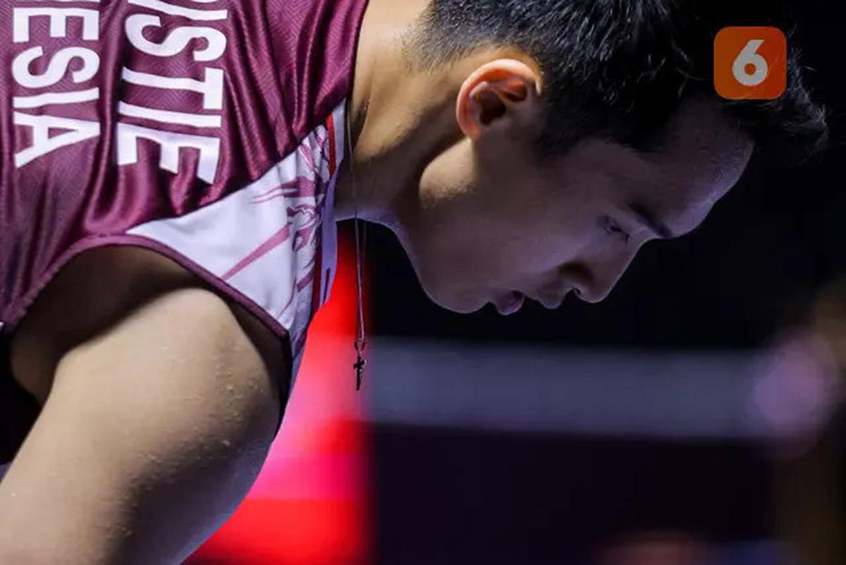 Foto: Aksi Jonatan Christie setelah Tak Lagi Jadi Penggawa Pelatnas PBSI di Indonesia Open 2025, Dapat Perlawanan Sengit