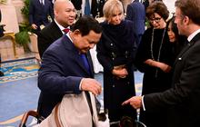 Saat Kucing Kesayangan Prabowo 'Bobby Kertanegara' Bertemu Presiden Prancis Macron
