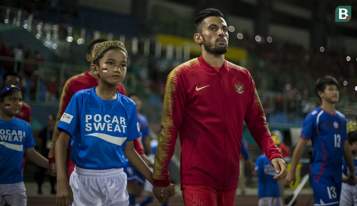 Gelandang Indonesia, Stefano Lilipaly, bersiap melawan Chinese Taipei pada laga Grup A Asian Games di Stadion Patriot, Bekasi, Minggu (12/8/2018). Indonesia menang 4-0 atas Chinese Taipei. (Bola.com/Vitalis Yogi Trisna)