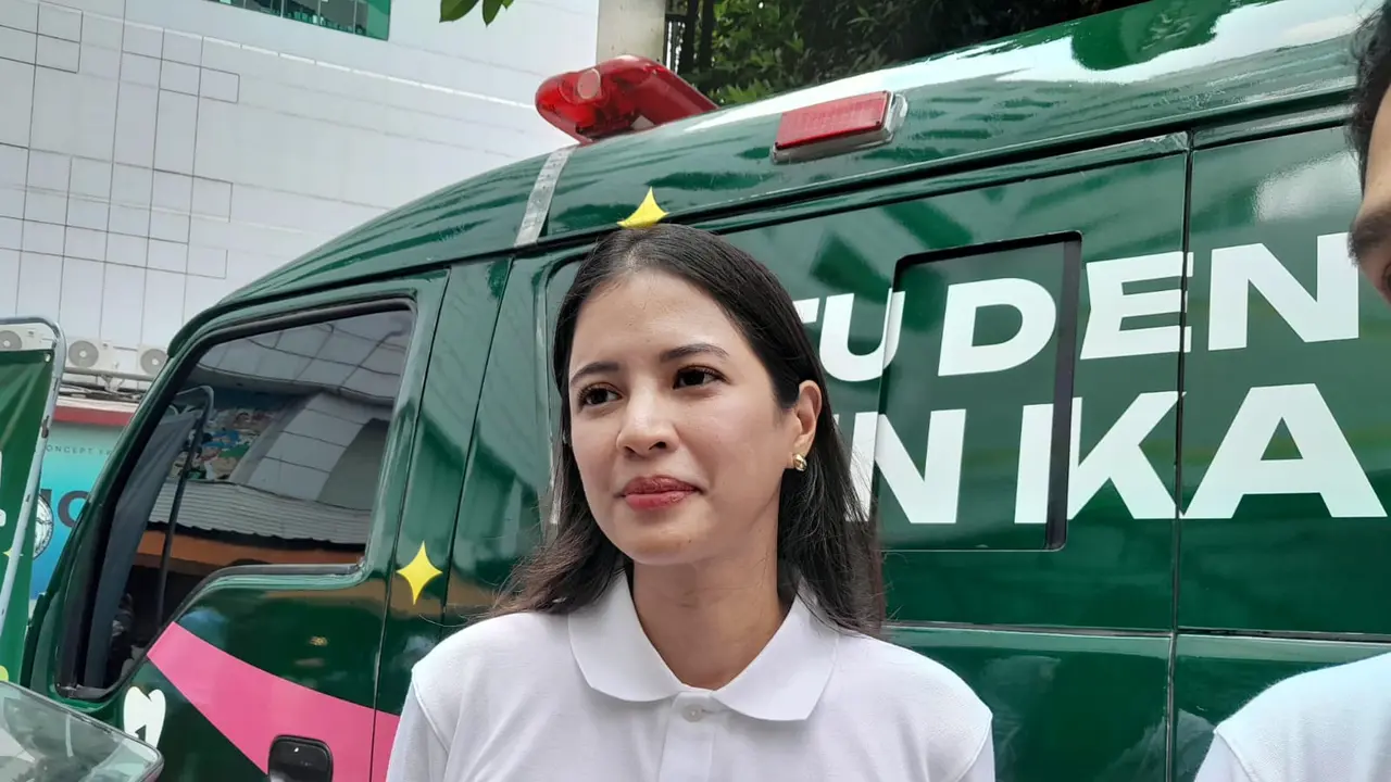 Jangan tunggu sakit gigi baru periksa. Sebaiknya rutin periksa gigi enam bulan sekali seperti disampaikan drg Melissa Delania SpPros.