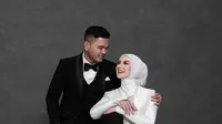 Photoshoot Irish Bella Bersama Keluarga, Inspirasi Menarik Outfit Formal dan Bertema Adat