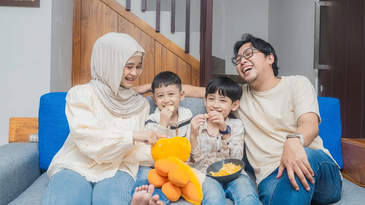 keluarga desember bahagia
