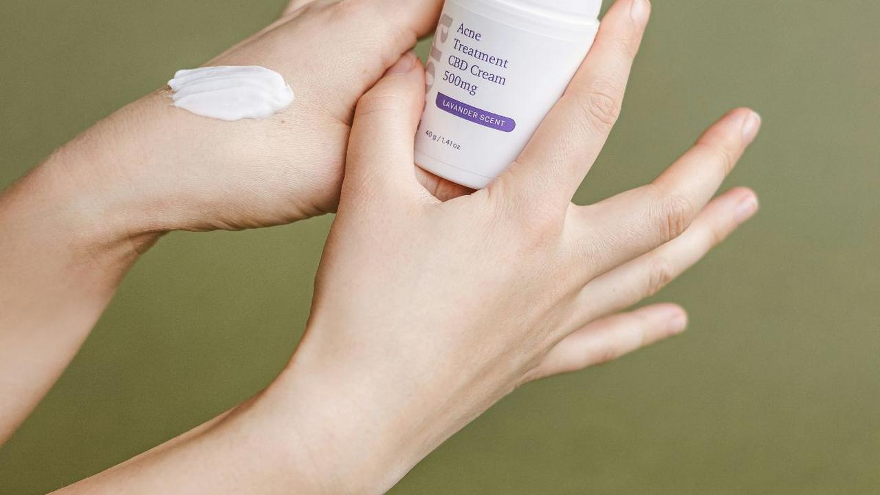 <b>Cara Menggunakan Deodoran dan Antiperspirant</b>