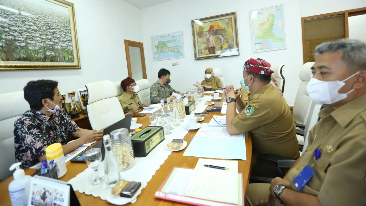 Koordinasi pembangunan TPST 3R di Banyuwangi