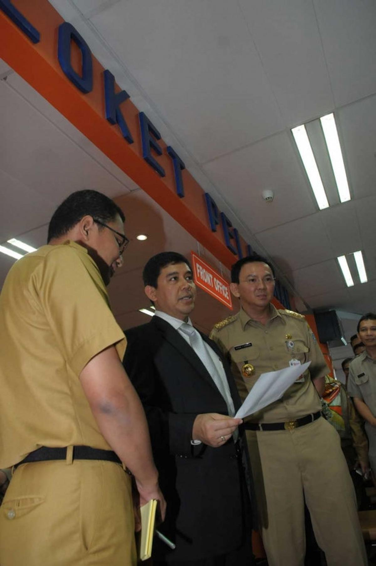 Usai cuti Lebaran, Menteri Yuddy sidak kantor Ahok