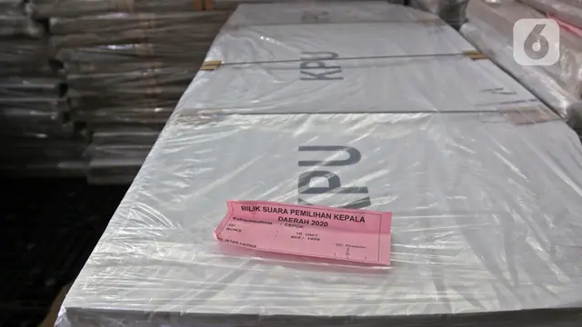 FOTO: KPU Kota Depok Rakit 4.015 Kotak Suara untuk Pilkada