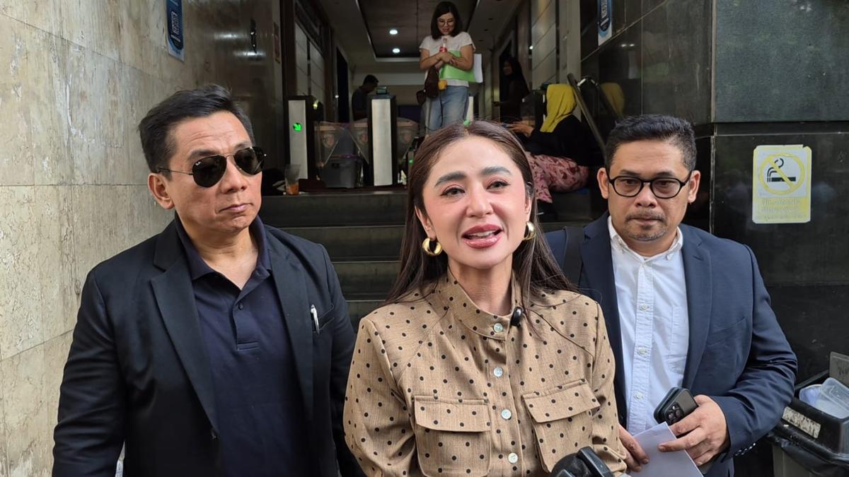 Dewi Perssik Geram Namanya Dicatut Akun Facebook Palsu, Bakal Lacak hingga Tuntas