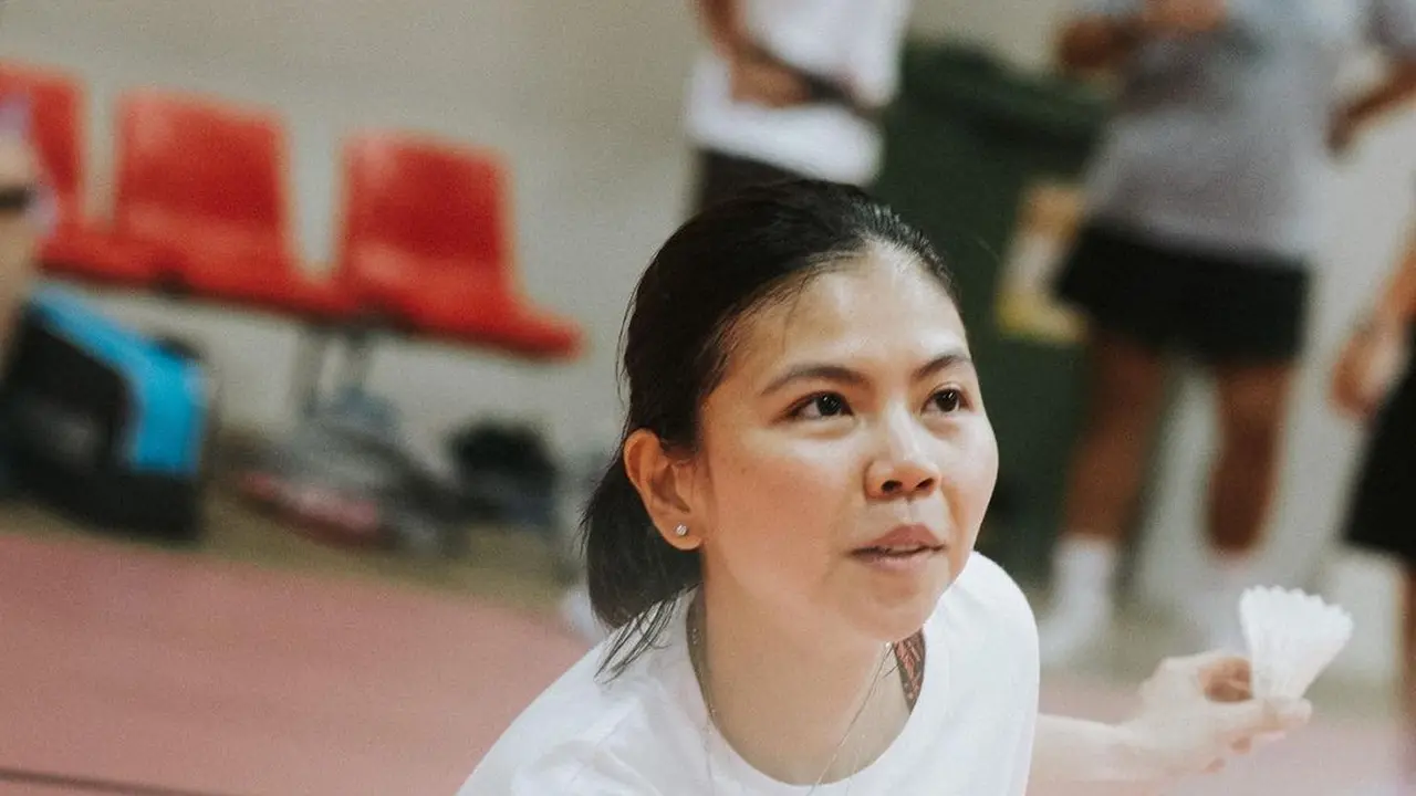 Greysia Polii Latih Badminton Raisa dan Vidi Aldiano