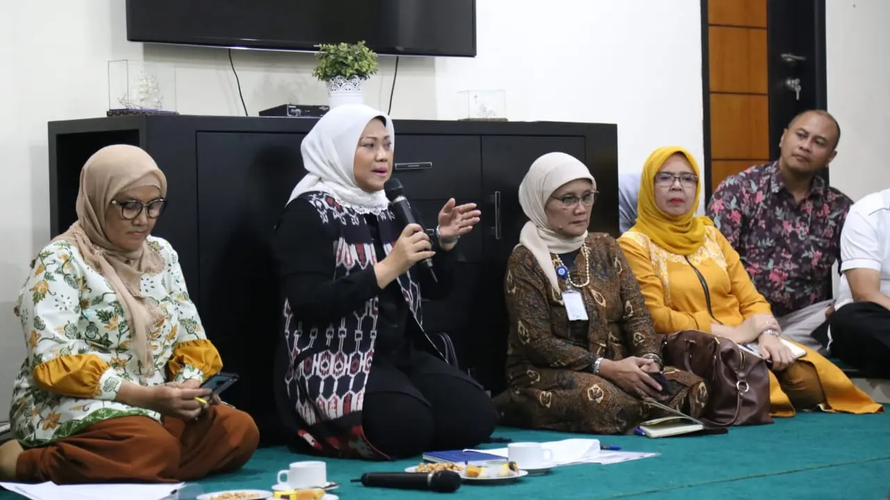 Menaker Ida Fauziyah Gelar Silaturahmi dengan Serikat Pekerja di Jakarta