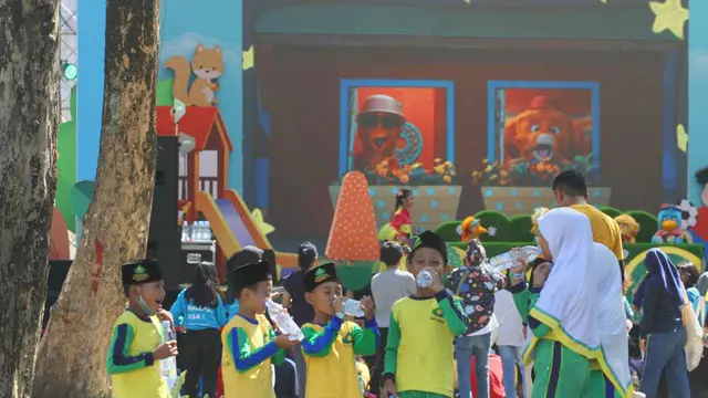 Rayakan Hari Anak Nasional, Le Minerale Jadi Air Mineral Terpilih untuk Anak Indonesia