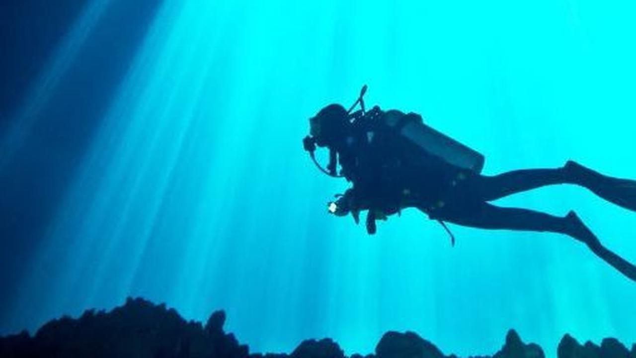 1.	Bangsring Underwater