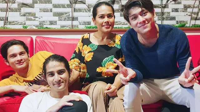 6 Potret Kebersamaan Pemain Sinetron Cinta Nikita yang Segera Tayang, Kompak