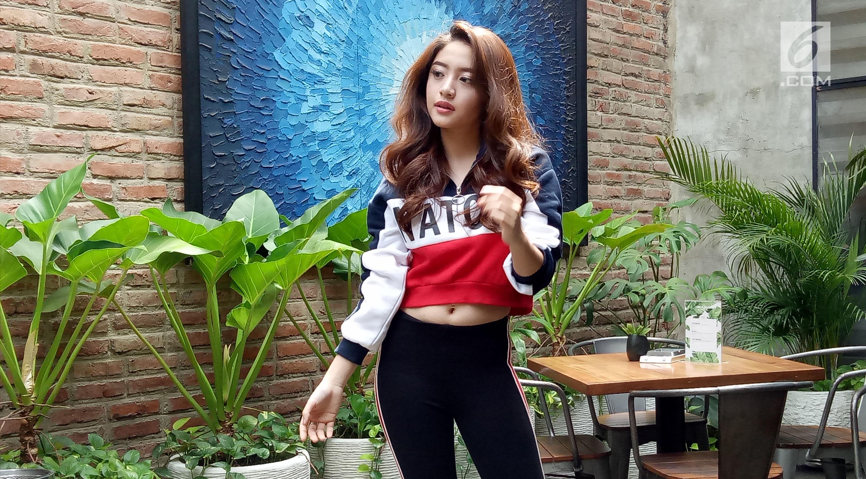 Natalie Zenn Tinggalkan Akting Demi Nyanyi Showbiz Liputan6 Com