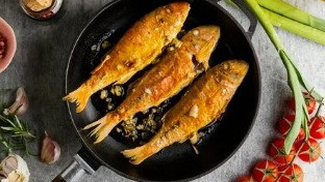 Ilustrasi Ikan Goreng Tepung  (Sumber: freepik.com)