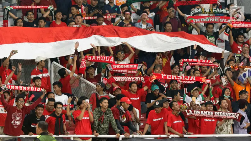 Suporter Sambut Kemenangan Timnas Indonesia U-19 Atas Chinese Taipei