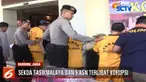 Dana tersebut disalurkan kepada 21 lembaga atau yayasan yang sebagian dipilih oleh para tersangka dengan besaran antara Rp 100 juta hingga Rp 200 juta.