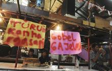 Tuntut turunkan harga, pedagang daging sapi di Senen mogok berjualan