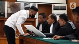 "Menjatuhkan pidana penjara oleh untuk terdakwa Mario Dandy Satriyo alias Dandy dengan pidana penjara selama 12 tahun," kata Tim JPU di Pengadilan Negeri Jakarta Selatan, Selasa (15/8/2023). (Liputan6.com/Johan Tallo)