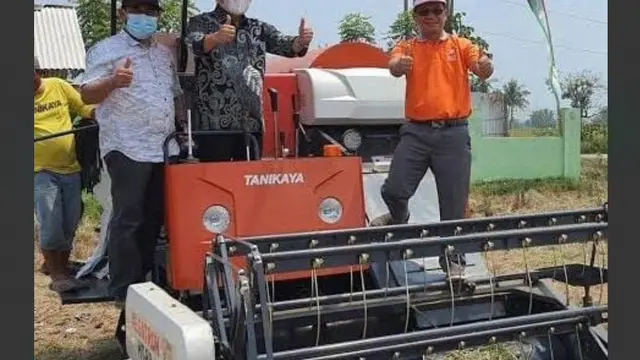 Di Hari Tani 24 September, Ketua Fraksi PKS DPR RI Jazuli Juwaini menilai upaya untuk mewujudkan kesejahteraan petani harus berpijak pada kedaulatan, bukan sekadar ketahanan dan keterpenuhan stok pangan.