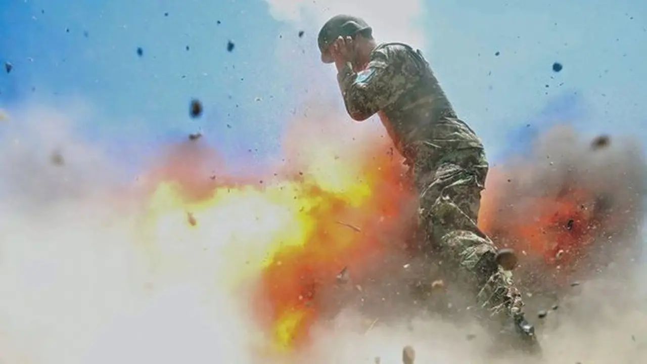 Foto Ledakan Ini Akhiri Kehidupan Sang Tentara Fotografer AS